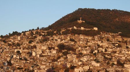 Słońce wschodzi nad Taxco – Meksyk