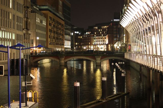 Hamburg by night