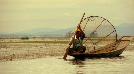 Rybak na jeziorze Inle, Birma