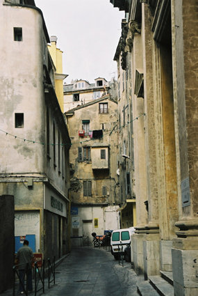 F1010014