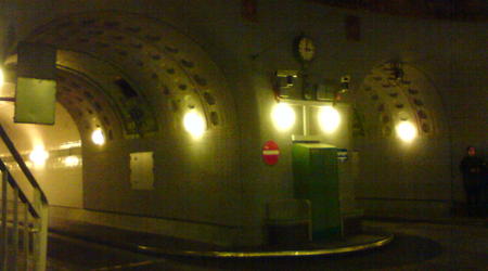 Tunel pod rzeką Łabą – Hamburg, Niemcy