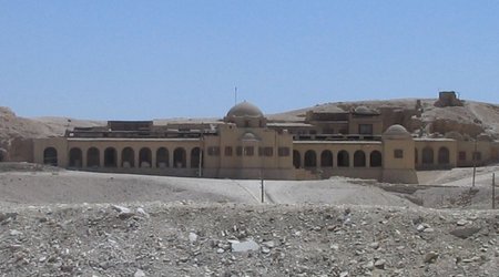 48723 - Luxor Qena Dolina Krolow swiatynia Hatszepsut Luxor – Egipt