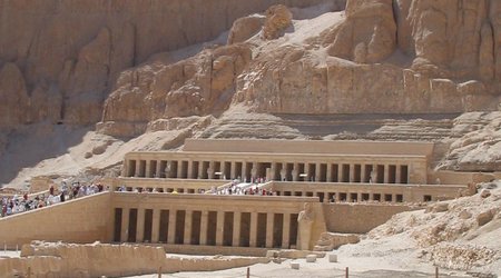 48757 - Luxor Qena Dolina Krolow swiatynia Hatszepsut Luxor – Egipt