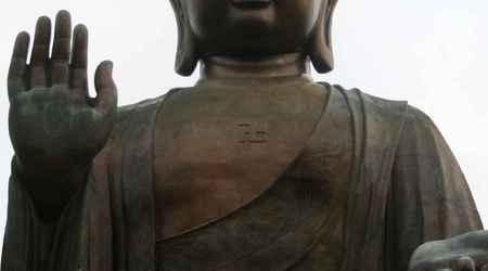 Lantau - Wielki Budda w słoneczny dzień listopadowy – Hongkong