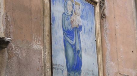 012 kamienica – L'Aquila, Włochy