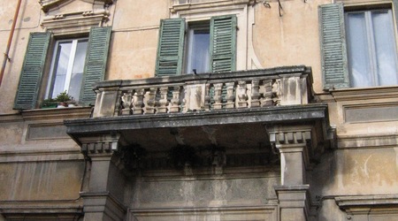 014 pallazzo – L'Aquila, Włochy