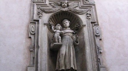 018 figurka – L'Aquila, Włochy