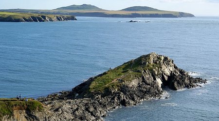 Walia wybrzeże w okolicach St. Davids Head – Whitesands, Wielka Brytania
