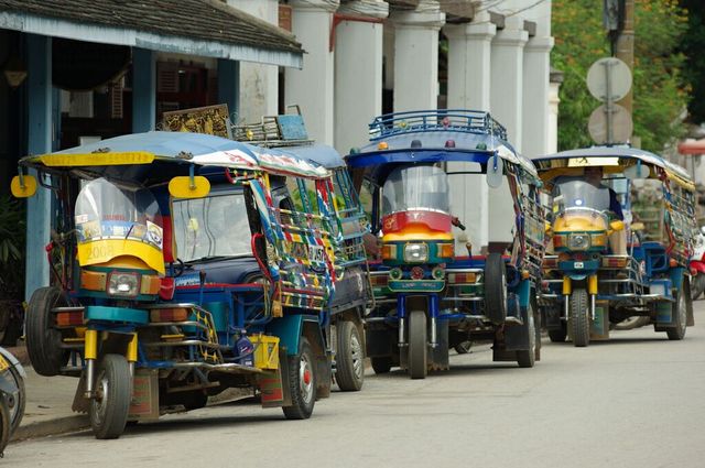 Luang Prabang - tuk tuki