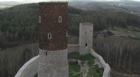 Chęciny – Pieskowa Skała, Polska