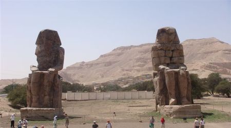 Kolosy Memnona – Luxor, Egipt