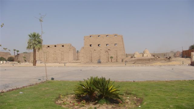 Świątynia w Karnaku