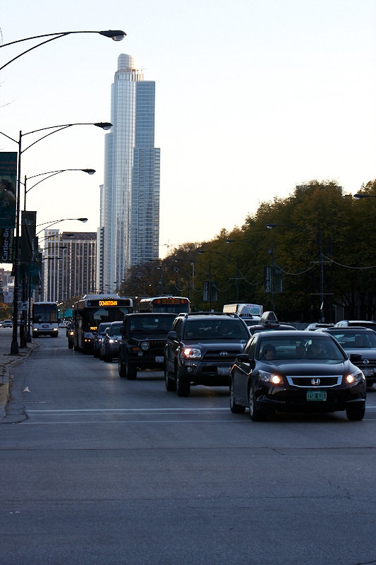 Nowy wieżowiec niedaleko McCormick Place