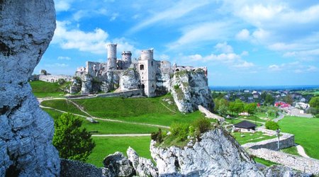Zamki palace max – Podzamcze, Polska
