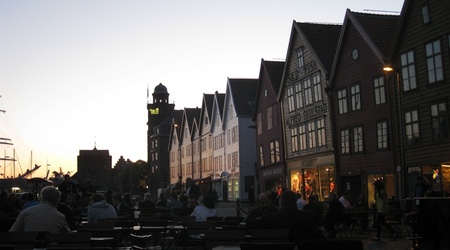 Bergen nocą – Norwegia