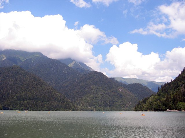Jezioro Ritza/Rica/.-1