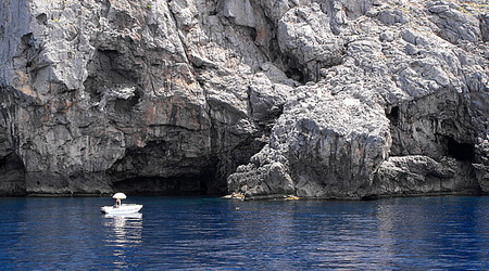 Fragment wybrzeża pomiędzy Sa.Calobra a Port.Soller – Majorka, Hiszpania