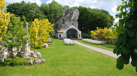 Podzamcze – Polska