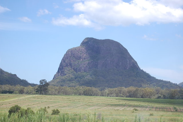 glasshouse mountains