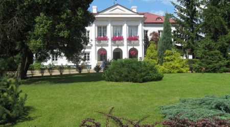 Pałac Radziwiłłów w Zegrzu – Zegrze, Polska