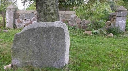 Pomnik – Ramlewo, Polska