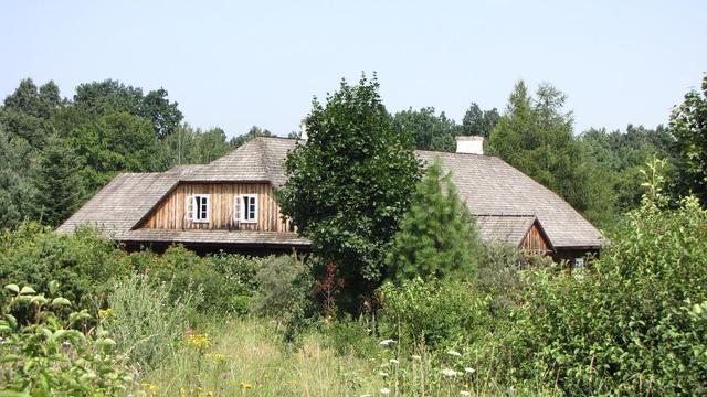 Skansen Wsi Kieleckiej w Tokarni - dwór