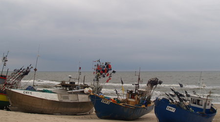 Kutry na plaży – Chłopy, Polska