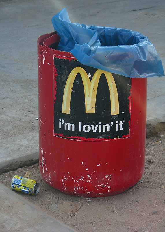 Egipt Sharm El Sheikh - port - jak to dobrze że Mc'Donalds jest tak blisko