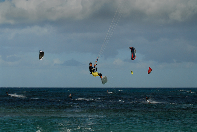 Kitesurfing 9