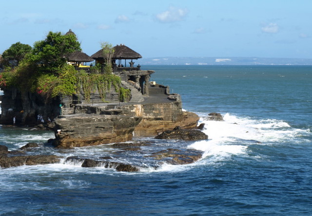 tanah lot