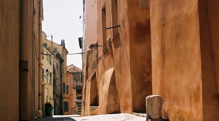 Bastia - uliczki miasta – Korsyka, Francja