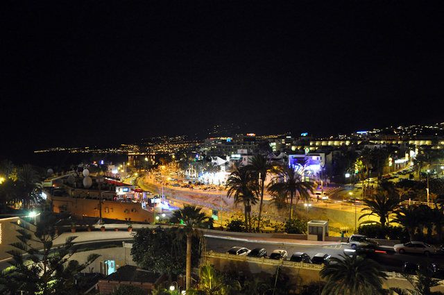 Playa del las Americas nocą