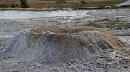 gejzery z okolic Old Faithful – West Yellowstone, Stany Zjednoczone Ameryki