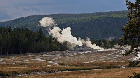 gejzery z okolic Old Faithful – West Yellowstone, Stany Zjednoczone Ameryki