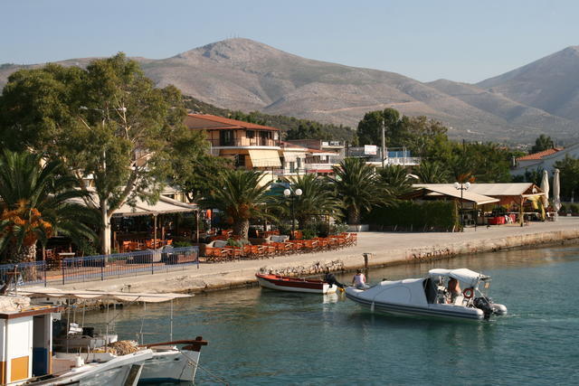 GRECJA,WYSPA EVIA-ANTYCZNA PANI