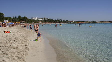 CYPR-AYIA NAPA-PIĘKNA PLAŻA