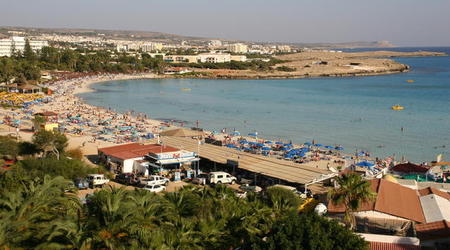 CYPR-AYIA NAPA-PIĘKNA PLAŻA