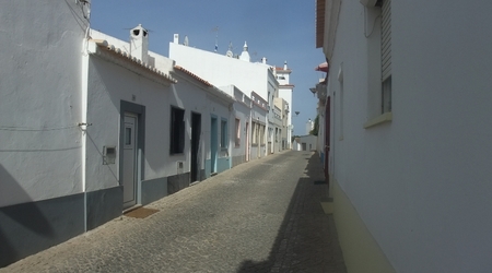 Uliczka w Lagos – Portugalia