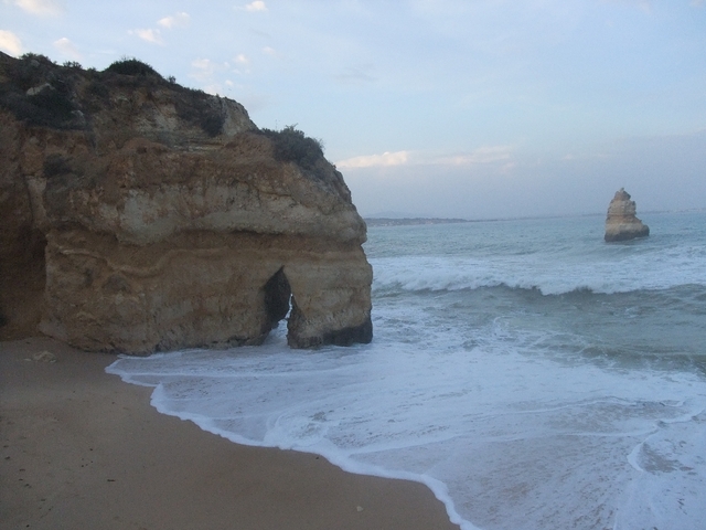 Praia do Camilo