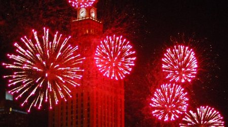 Wawa nocą  pokaz sztucznych ogni 10 10 2009 086 – Warszawa, Polska