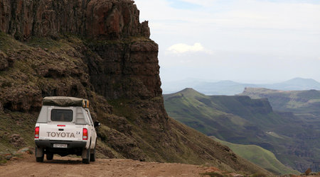 27 drakensberg mountains  rpa  sani pass  2865 m npm – Interhome