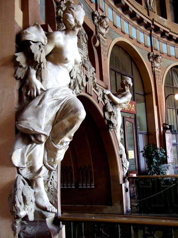 Dworzec główny 
