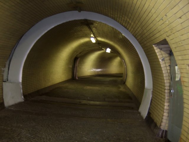 Tunel wiodący z Karlina do Žižkova