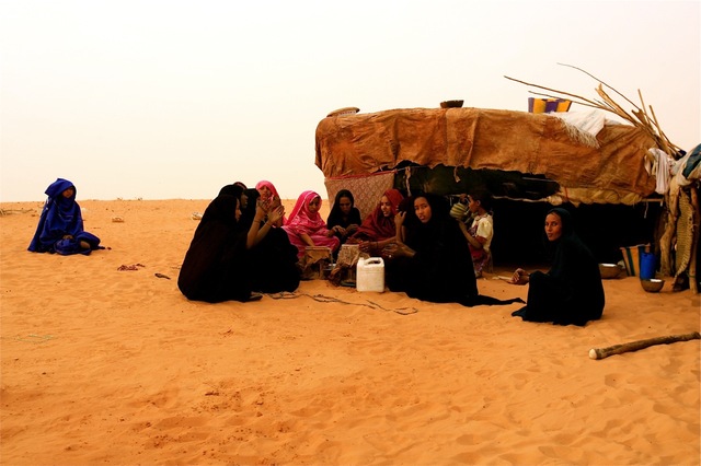 Obóz Tuaregów na Saharze