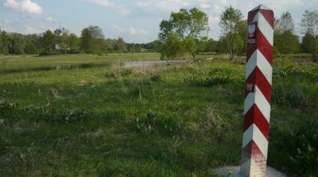 Granica RP i kaplica na bagnach – Jabłeczna, Polska
