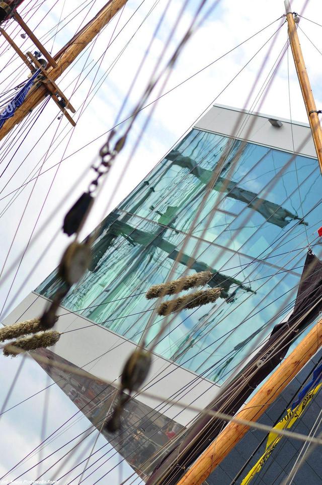 Gdynia - "gdzie te sznurki od tych szmat"