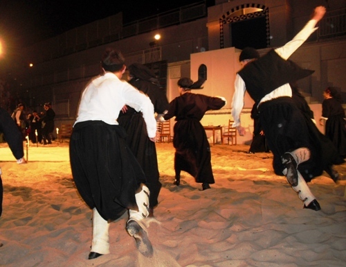 "Zorba" na plaży (3)