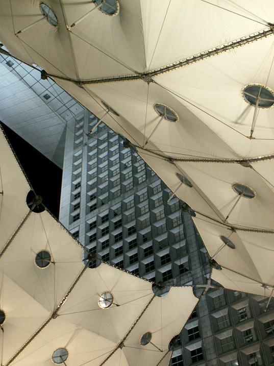 La defense 4