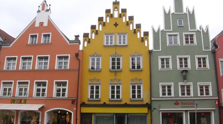 kamieniczki na Starym Mieście – Landshut, Niemcy