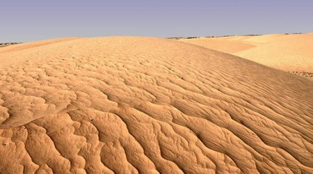 Sahara z wysokości  mojego  dromadera – Pustynia sahara, Tunezja
